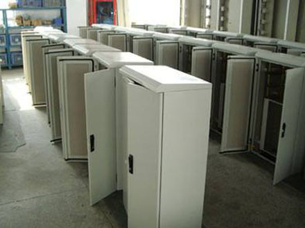 某公司戶外機(jī)柜